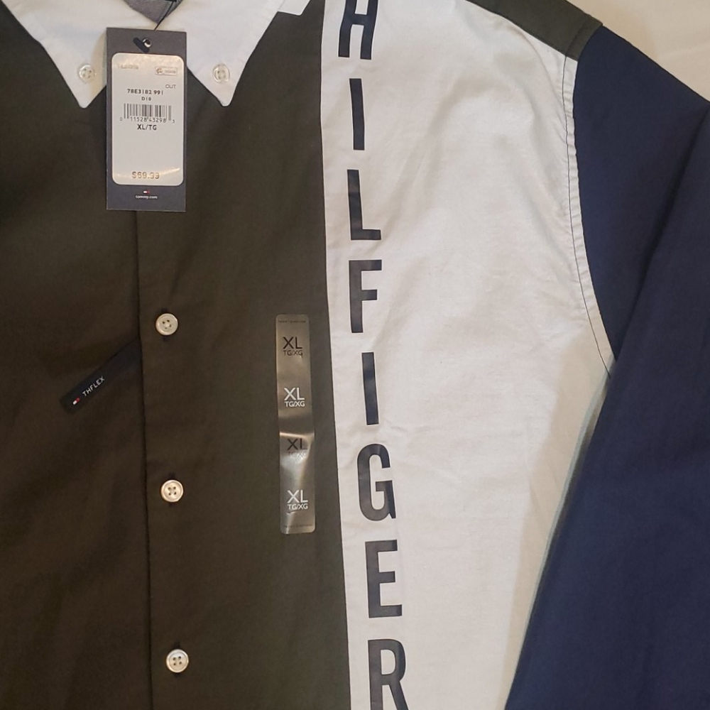 🔥 Tommy Hilfiger button down shirt - Picture 3 of 7
